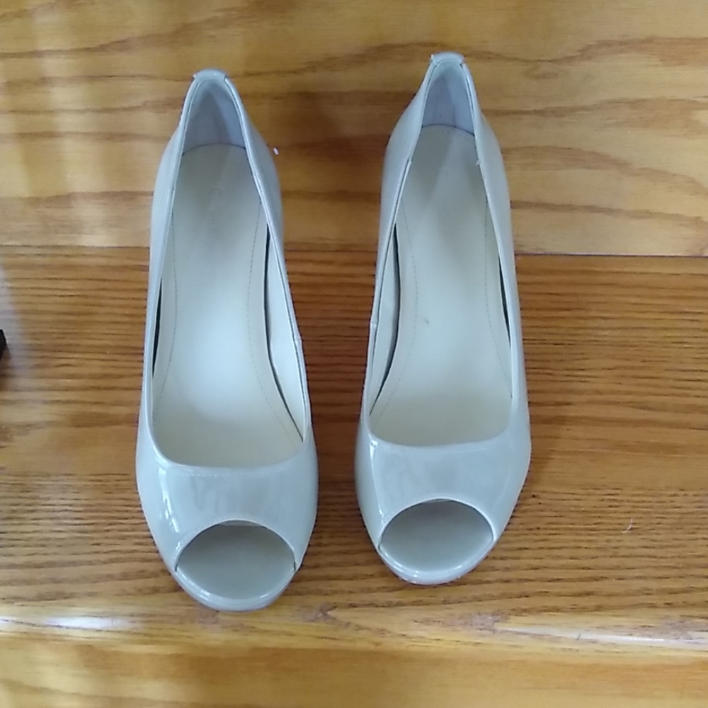 Sandals/shoes